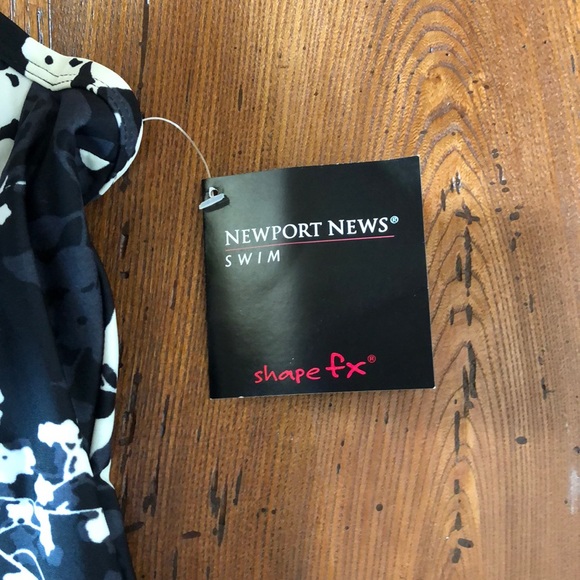 ☀️HOST PICK! Newport News Plus Size Swimsuit-NWT! - Picture 4 of 6